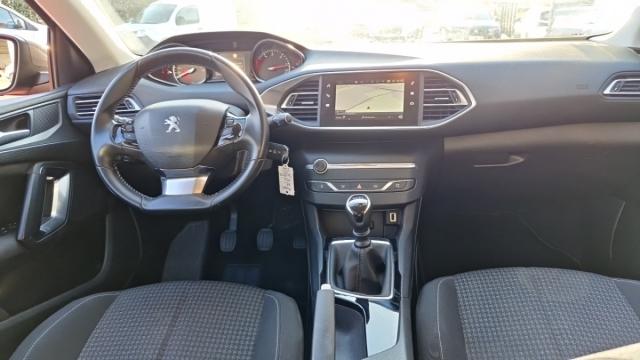 Peugeot 308 image 9