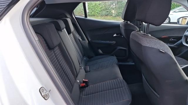 Peugeot 2008 image 5