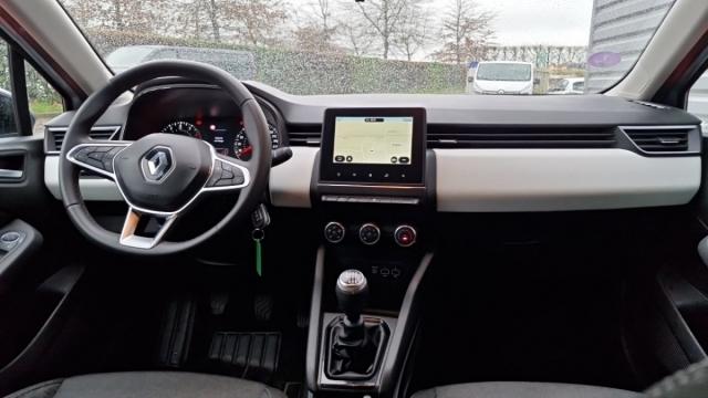 Renault Clio image 2