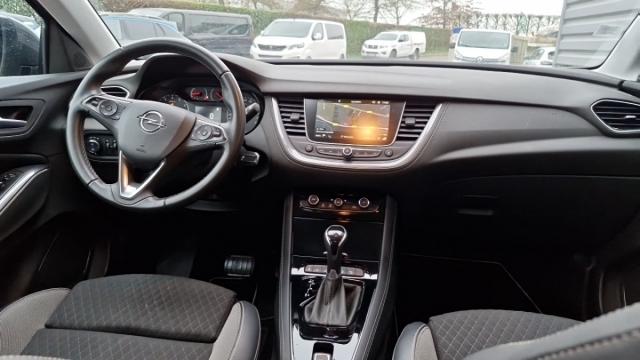 Opel Grandland X image 2