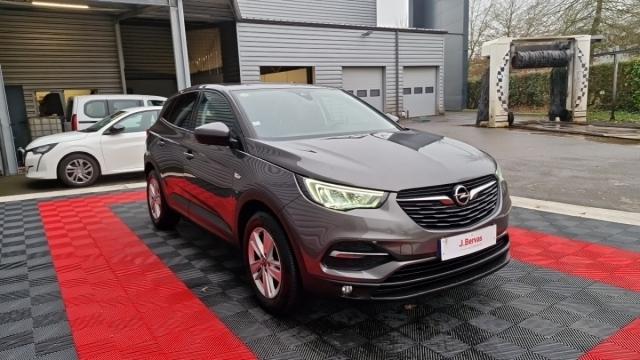 Opel Grandland X image 1