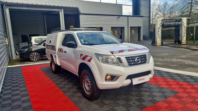 Nissan Navara image 9