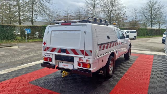 Nissan Navara image 3