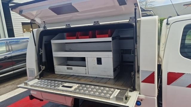 Nissan Navara image 8