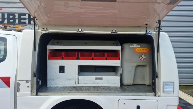 Nissan Navara image 7