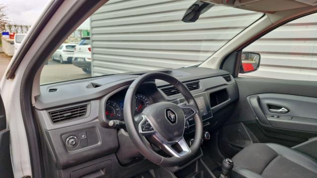 Renault Express Van image 8