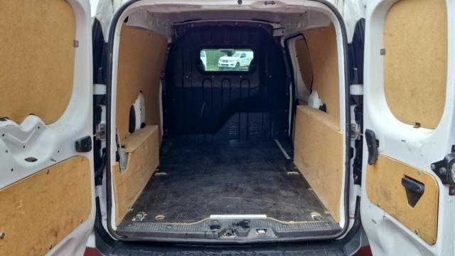 Renault Express Van image 6