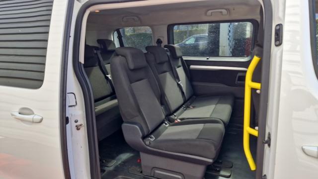 Peugeot Traveller image 1