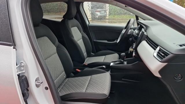 Renault Clio image 9