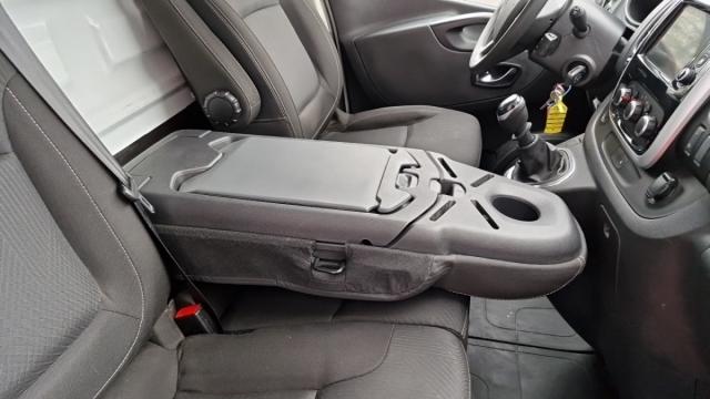 Renault Trafic image 6