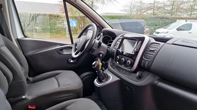 Renault Trafic image 4