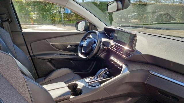 Peugeot 3008 image 8