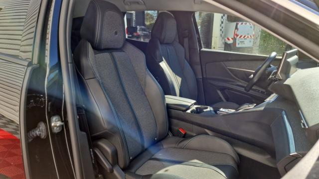 Peugeot 3008 image 3