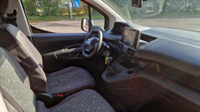 Peugeot Partner image 1