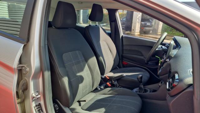 Ford Fiesta image 8