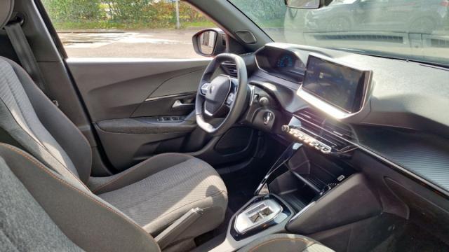 Peugeot 2008 image 7