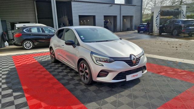 Renault Clio image 9