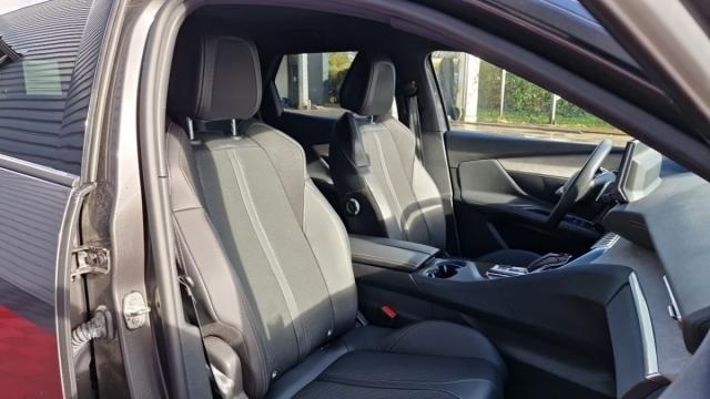 Peugeot 3008 image 1