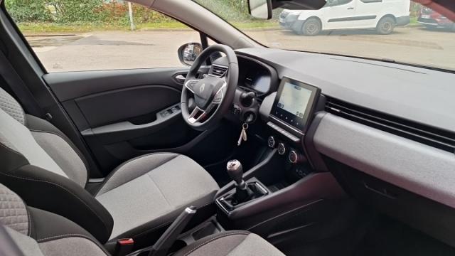 Renault Clio image 6