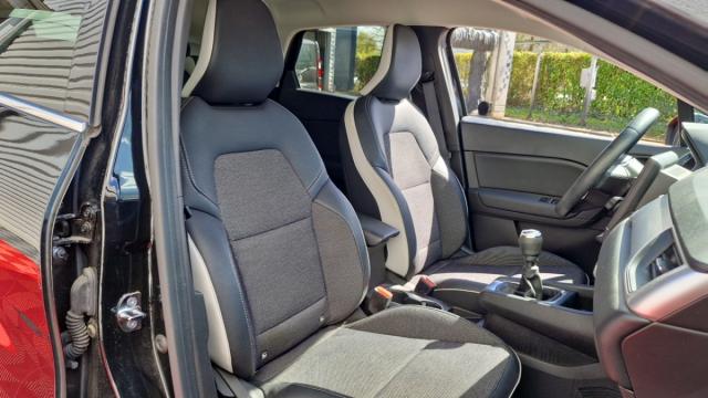 Renault Captur image 6