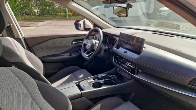 Nissan X-Trail image 5