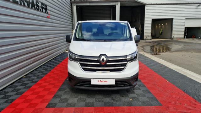 Renault Trafic image 2