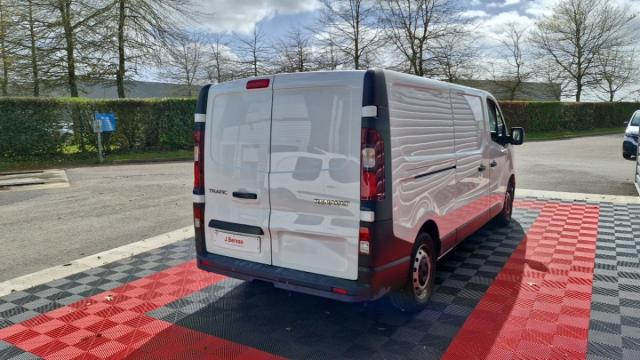 Renault Trafic image 6