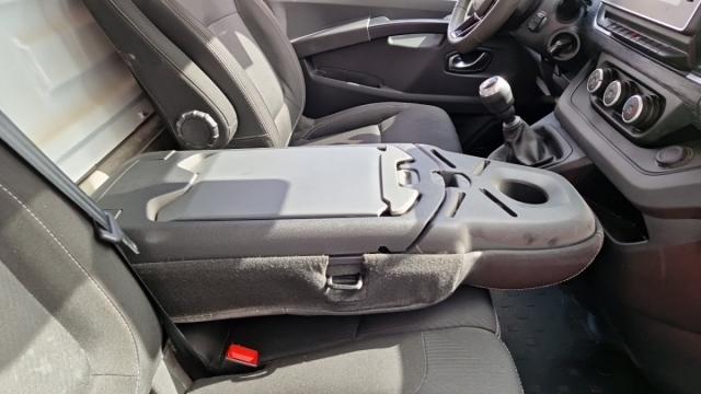 Renault Trafic image 5