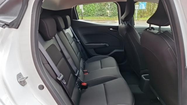 Renault Clio image 6