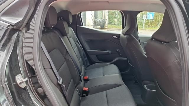 Renault Clio image 6