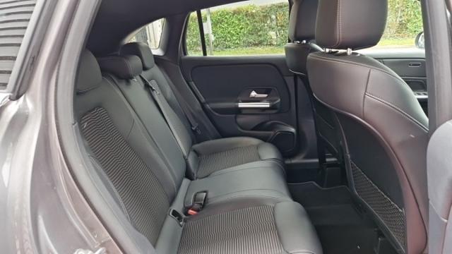 Mercedes Benz Gla image 2