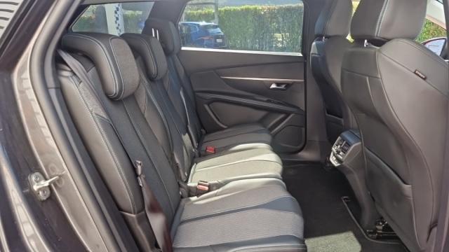 Peugeot 5008 image 6