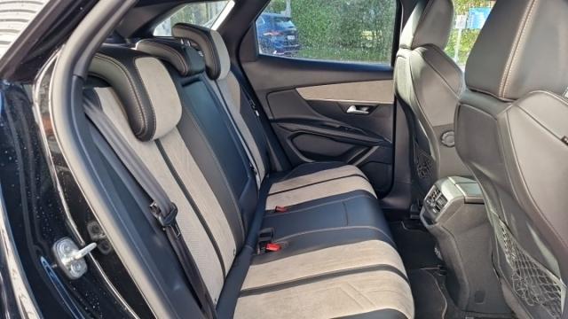 Peugeot 3008 image 2