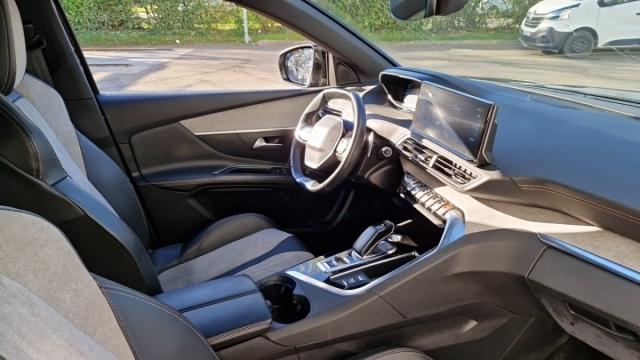 Peugeot 3008 image 1