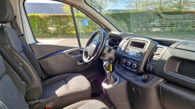 Renault Trafic image 6
