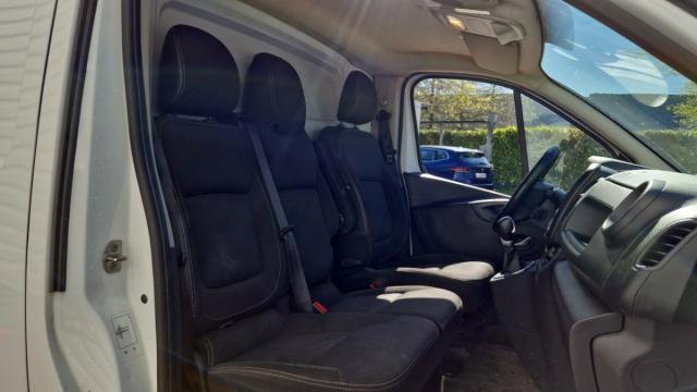 Renault Trafic image 3