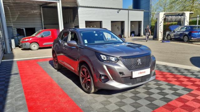 Peugeot 2008 image 3