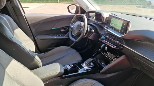 Peugeot 2008 image 4