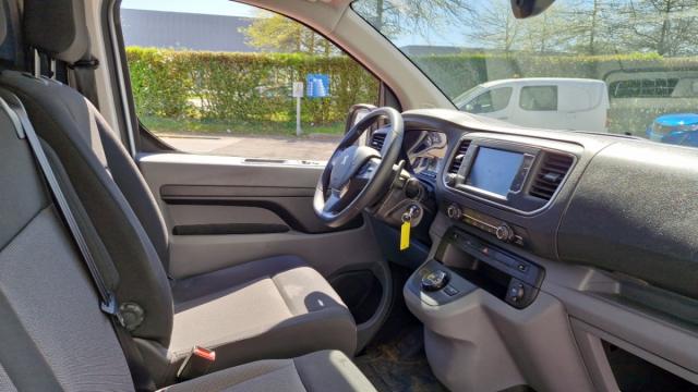 Peugeot Expert image 3