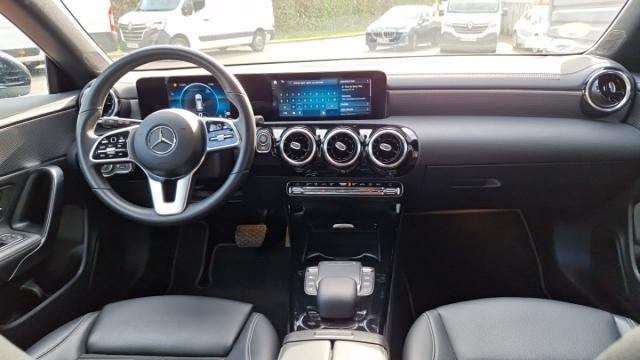 Mercedes Benz Cla Shooting Brake image 7