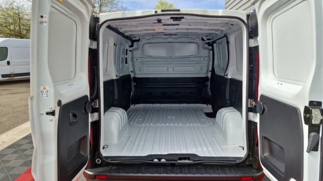 Renault Trafic image 4