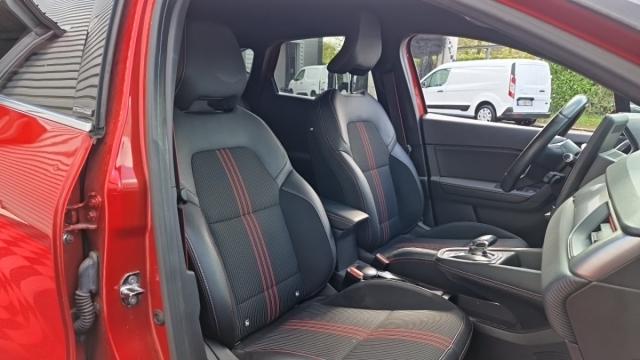 Renault Captur image 6