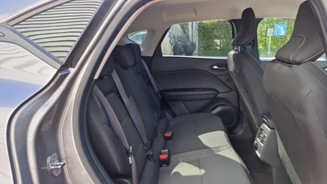 Renault Captur image 2