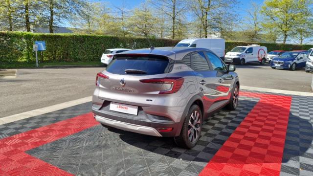 Renault Captur image 3