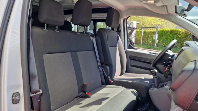 Peugeot Expert image 2