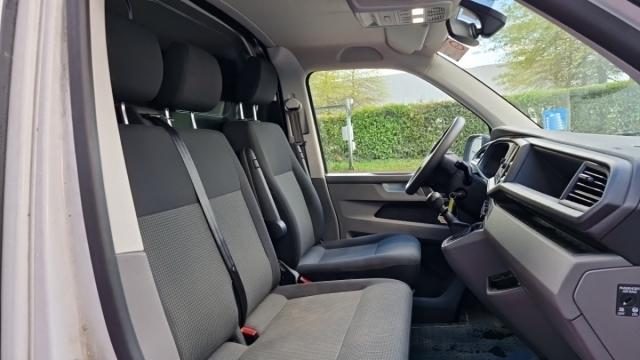 Volkswagen Transporter image 6