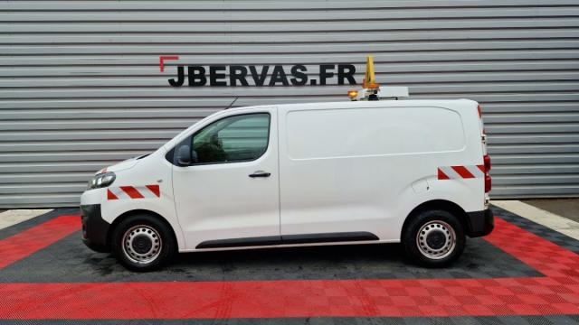 Citroen Jumpy image 8