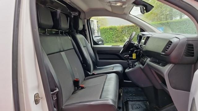 Citroen Jumpy image 7