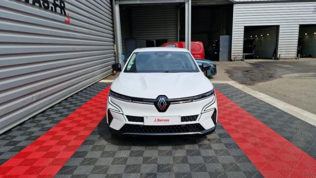 Renault Mégane E-Tech image 4