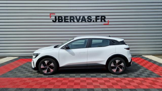 Renault Mégane E-Tech image 1